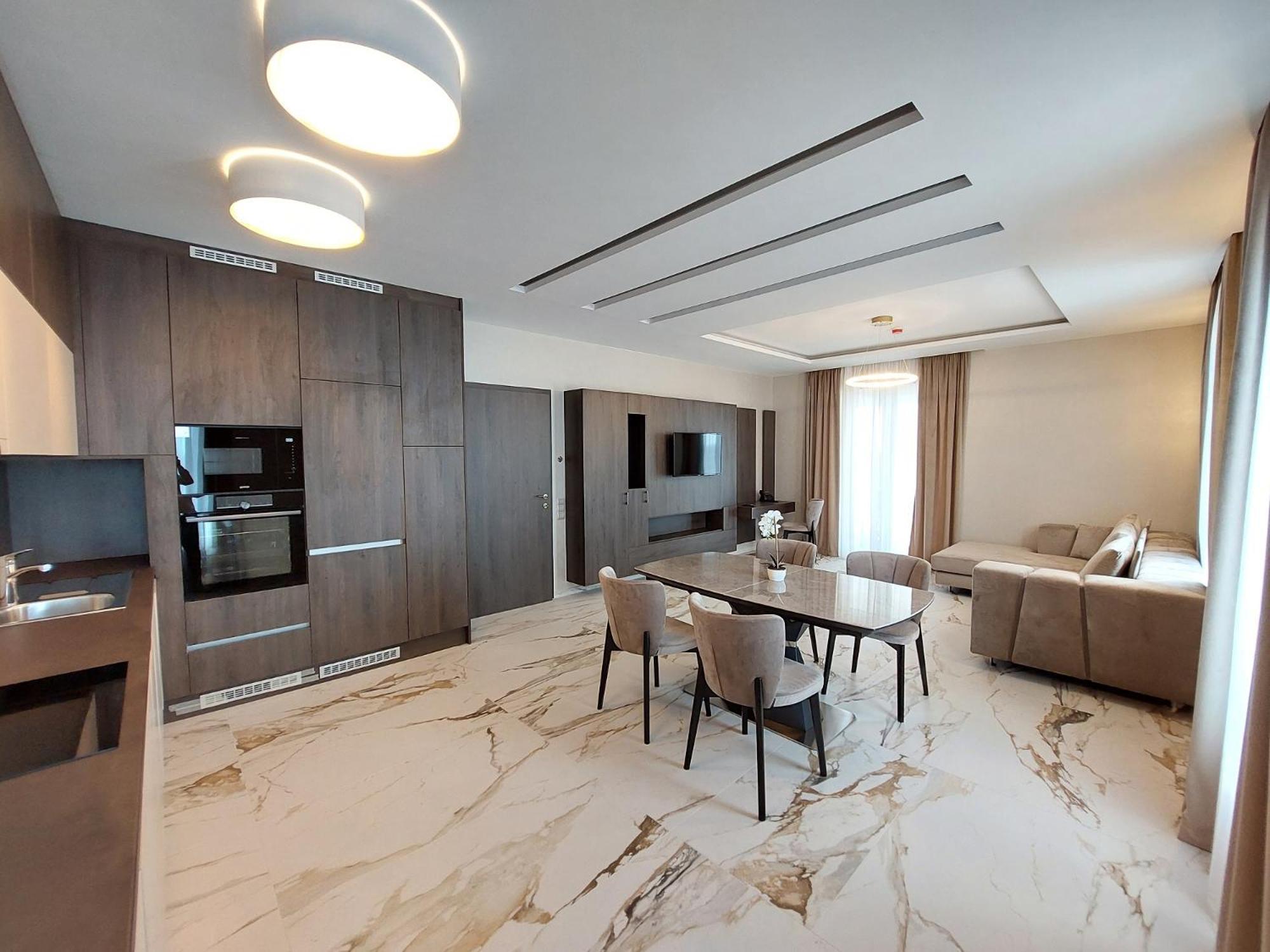 Hotel Szatmari & Etterem Jászberény Εξωτερικό φωτογραφία